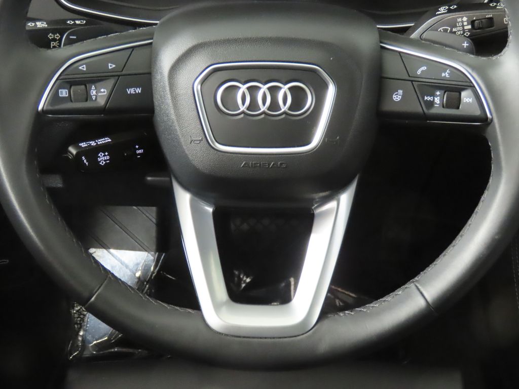 Thumbnail: 2023 Audi Q5 - 17