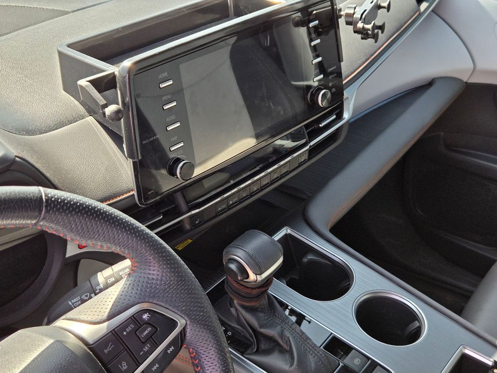 Used 2022 Toyota Sienna Van