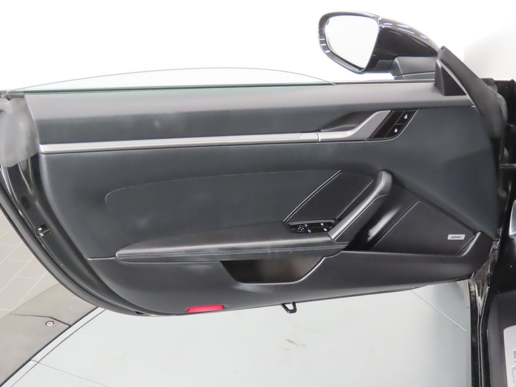 Thumbnail: 2020 Porsche 911 - 31