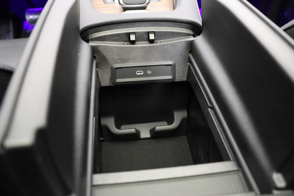 Thumbnail: 2026 Mercedes-Benz GLS - 30