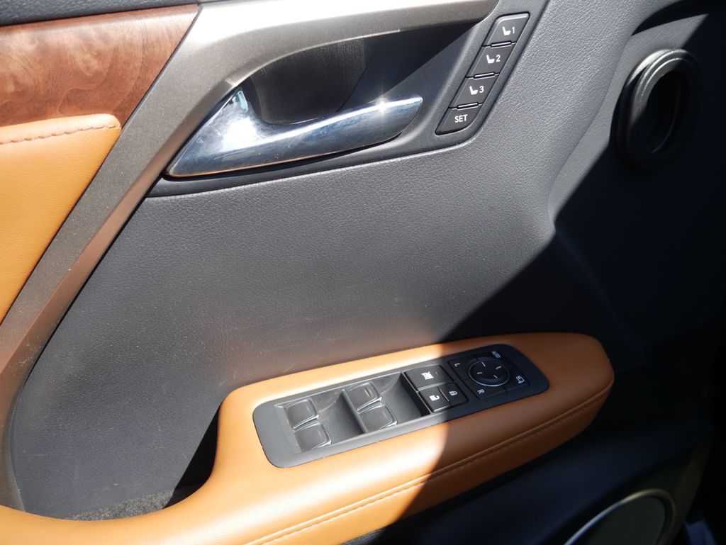 Thumbnail: 2021 Lexus RX - 16