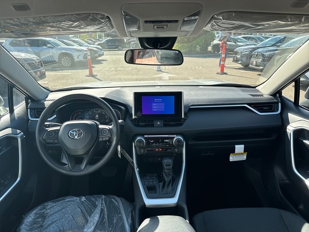 2025 Toyota RAV4 LE photo 9