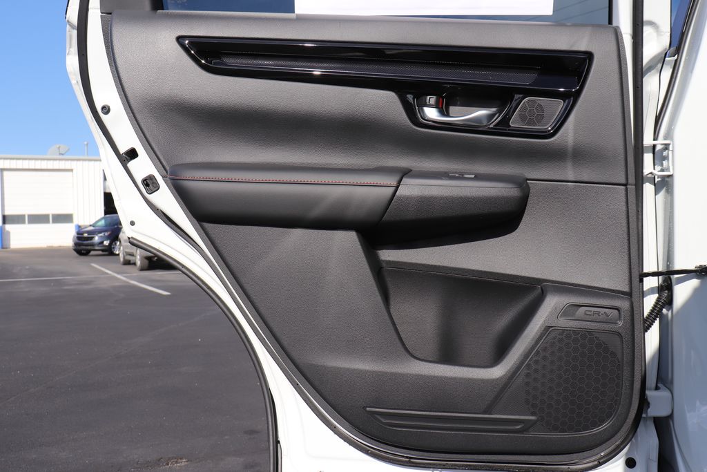 2025 Honda CR-V Sport Touring 11