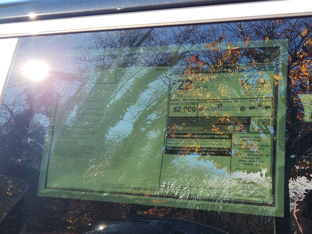 Thumbnail: 2025 Land Rover Range Rover Sport - 11