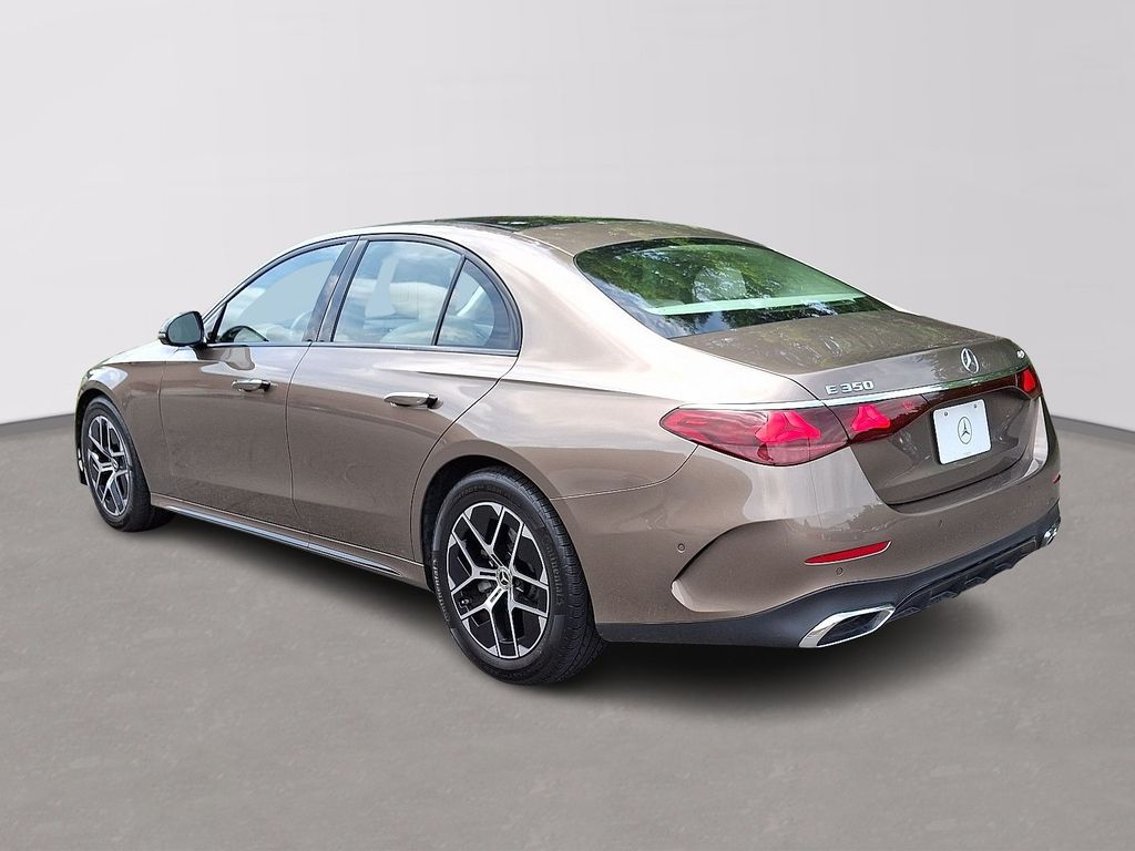 Thumbnail: 2025 Mercedes-Benz E-Class - 6