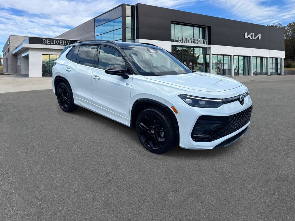 2026 Volkswagen Tiguan SE R-Line Black FWD