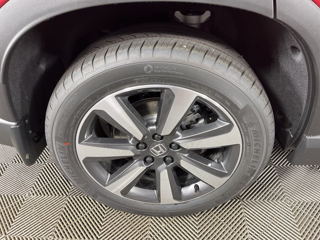 2025 Honda Pilot Touring 19