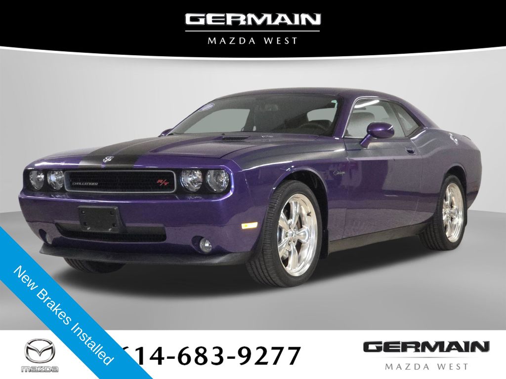Purple (Plum Crazy Pearlcoat) 2010 Dodge Challenger R/T RWD Coupe Rear-Wheel Drive 6-Speed Manual