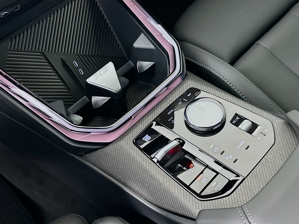 Thumbnail: 2026 BMW X3 - 15