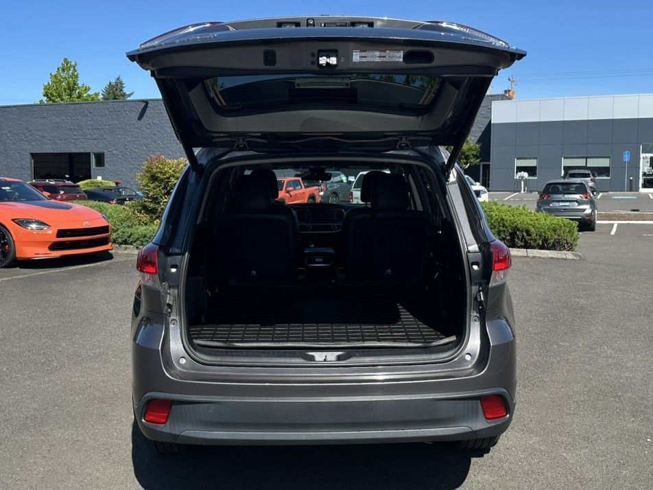 2018 Toyota Highlander 