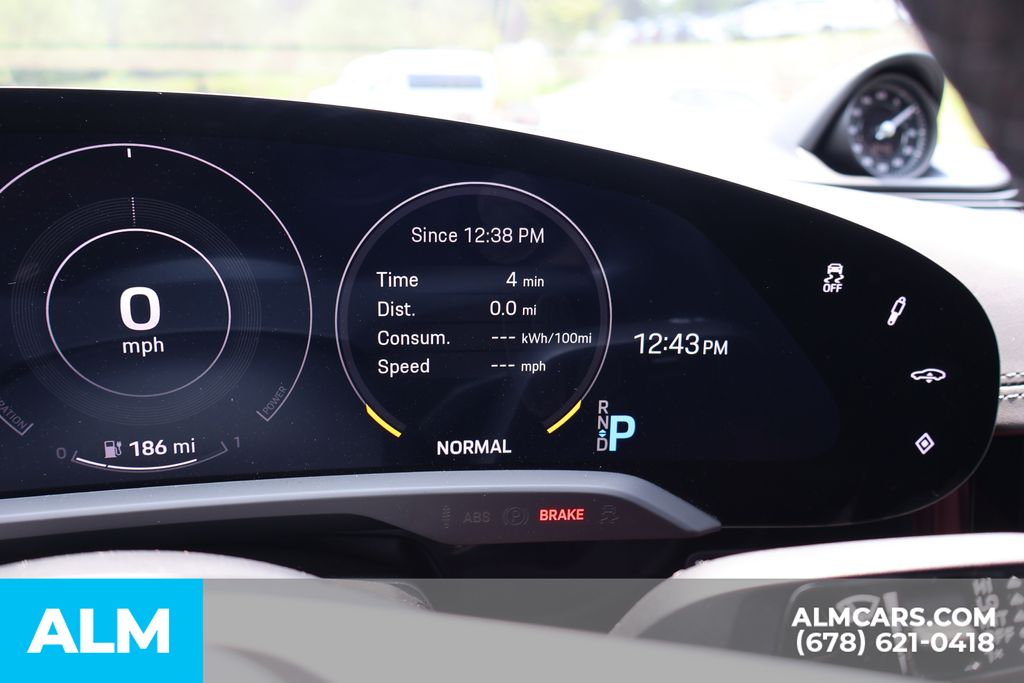 Used 2020 Silver Porsche Turbo image 38