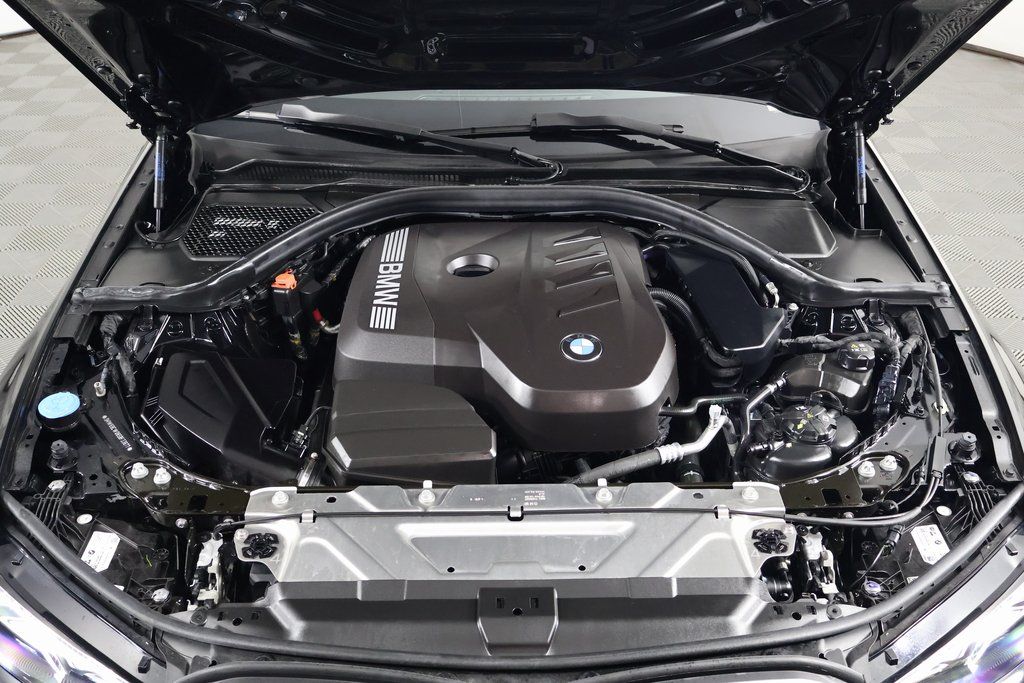 Thumbnail: 2025 BMW 3 Series - 15