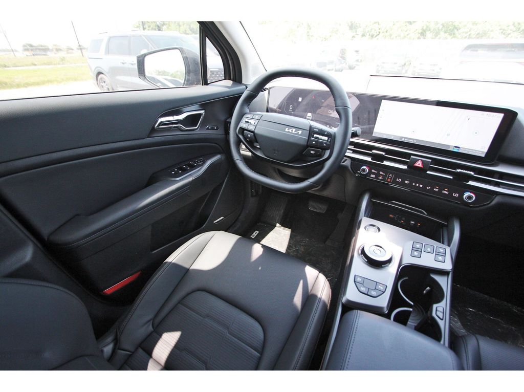 New 2026 Kia Sportage Hybrid SUV