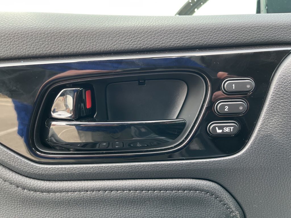 Thumbnail: 2026 Honda Odyssey - 6