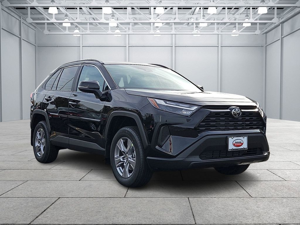 Thumbnail: 2025 Toyota RAV4 - 3