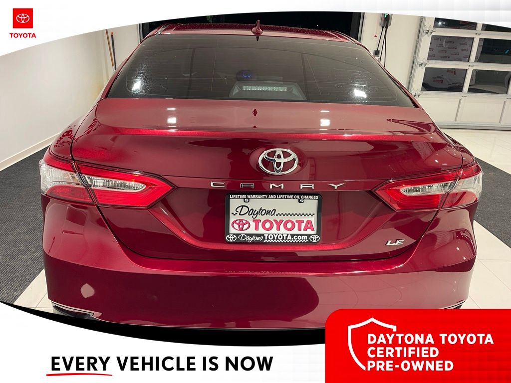 2020 Toyota Camry LE - Photo 11