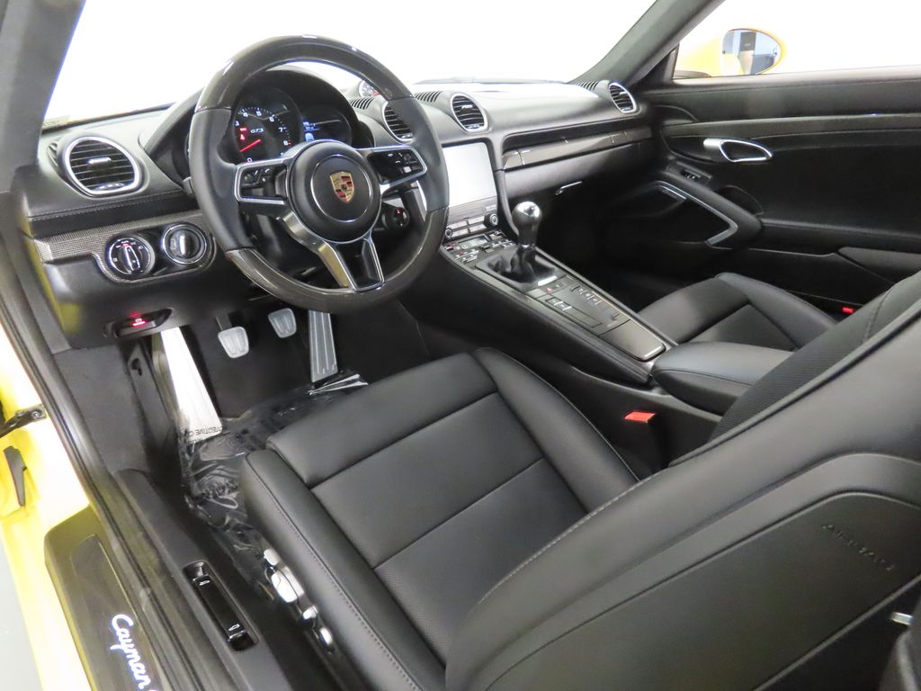 Thumbnail: 2025 Porsche 718 Cayman - 4