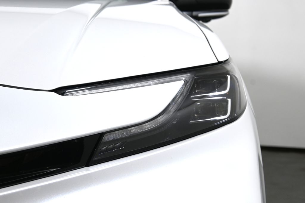 Thumbnail: 2026 Toyota Camry - 11
