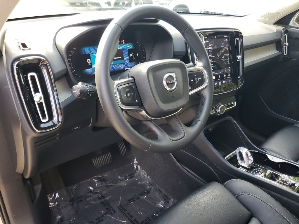 used 2023 Volvo XC40 car, priced at $28,595