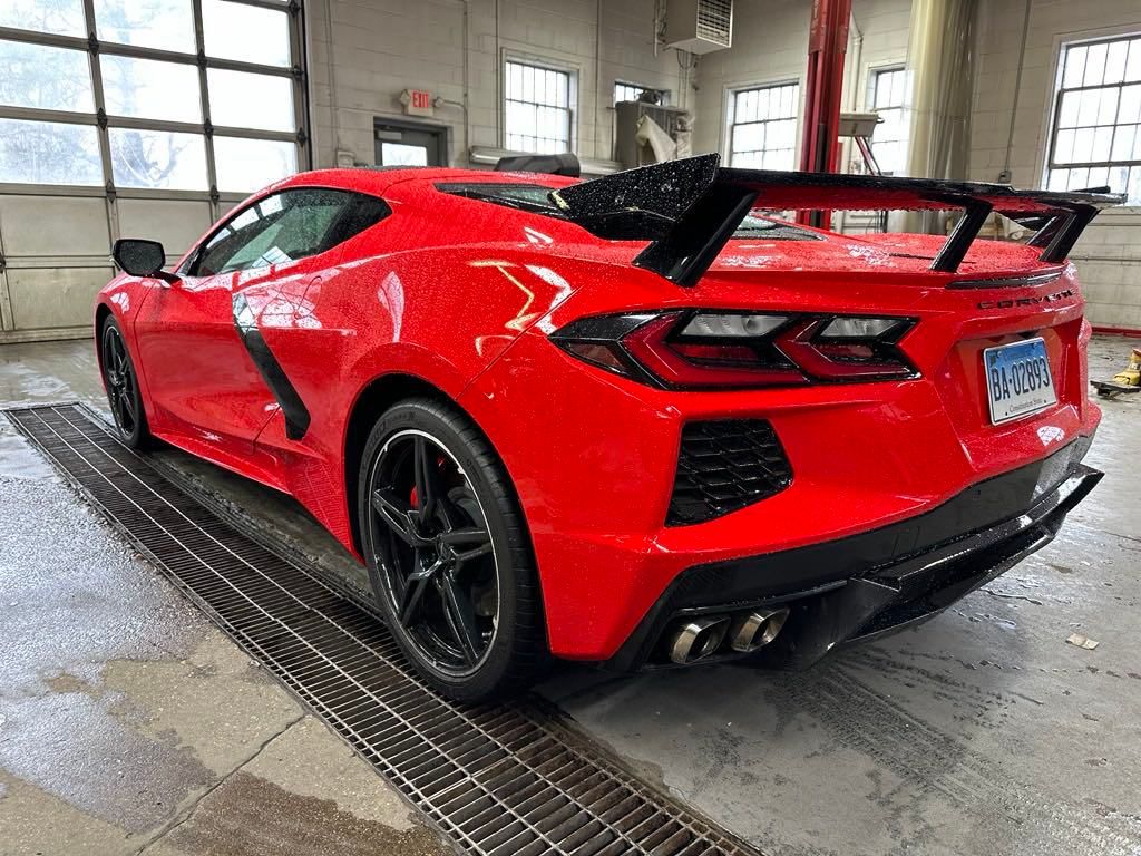 2020 Chevrolet Corvette Stingray 3