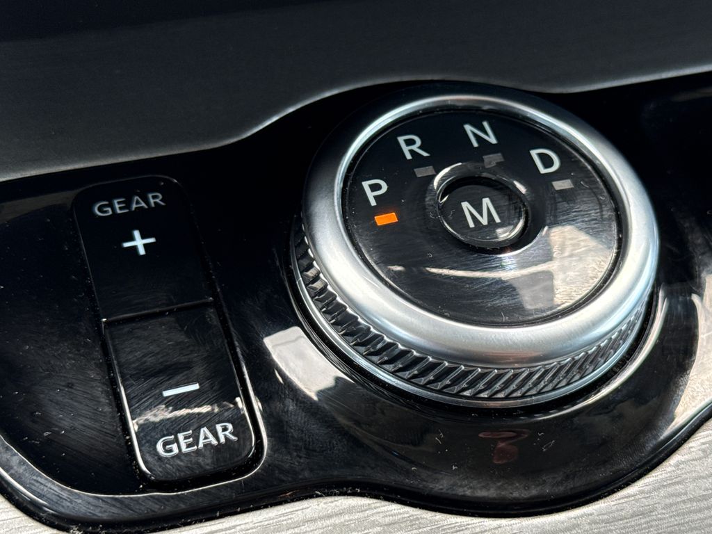 2025 Agate Black Metallic Ford Expedition Platinum 4X4 SUV