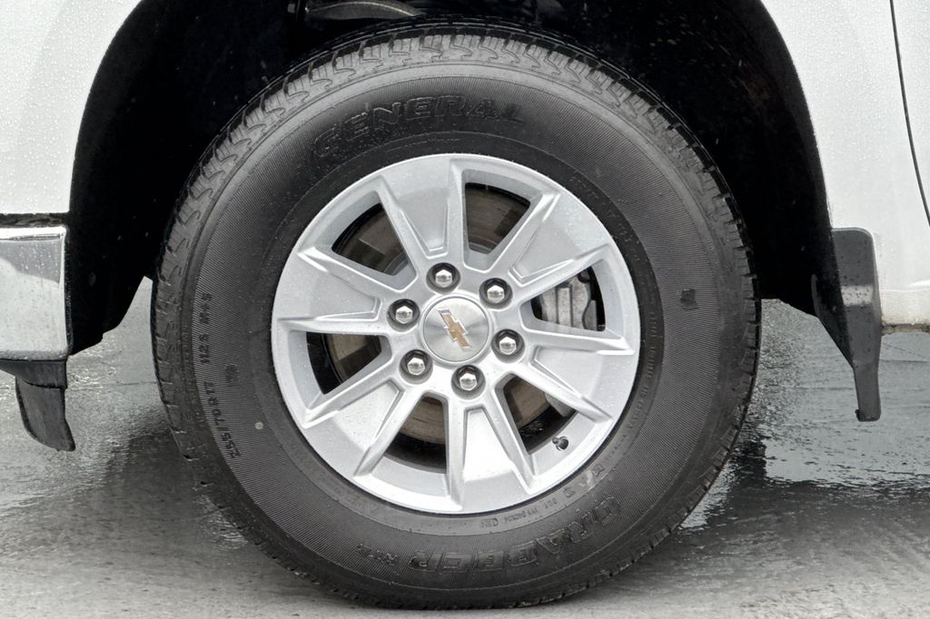 used 2024 Chevrolet Silverado 1500 car, priced at $27,901