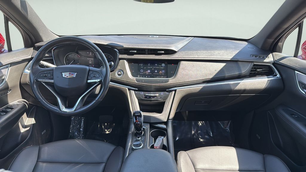 2022 Cadillac XT6