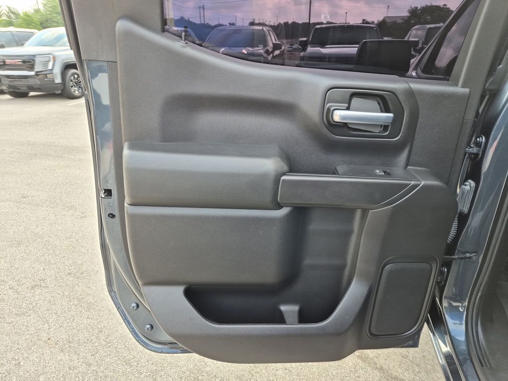 Used Car 2020 Chevrolet Silverado 1500  Custom For Sale Under $30,000 In Austin, Texas
