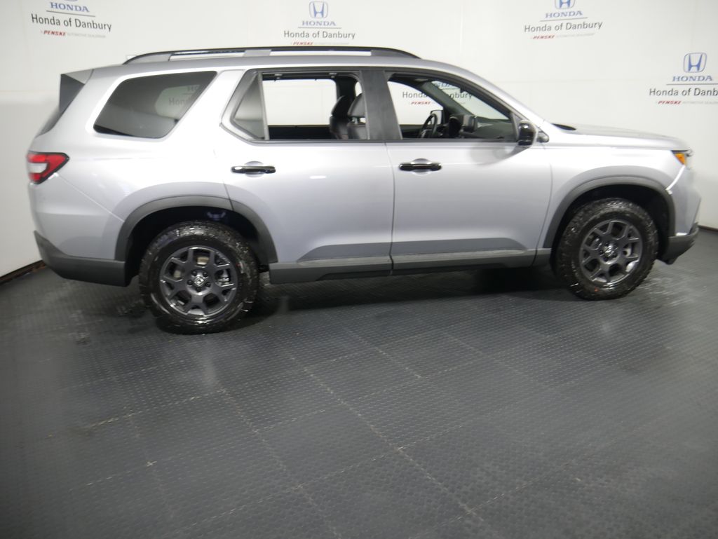 Thumbnail: 2025 Honda Pilot - 3