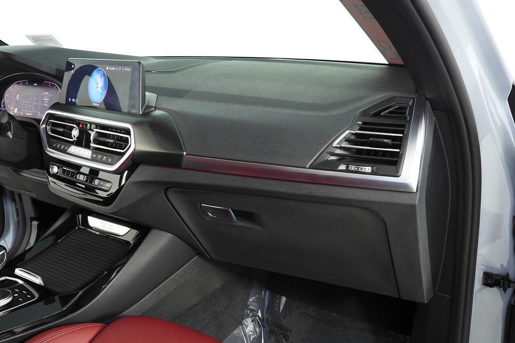 Thumbnail: 2022 BMW X3 - 14