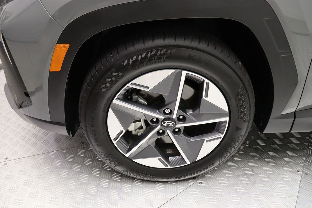 Thumbnail: 2025 Hyundai Tucson - 4