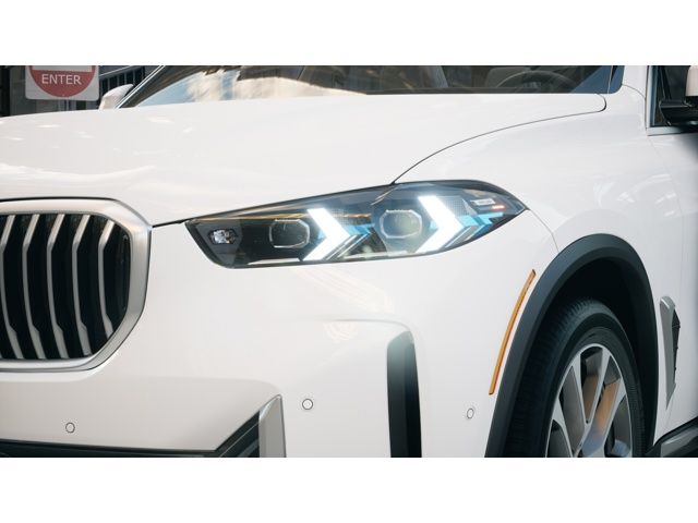 Thumbnail: 2026 BMW X5 - 6