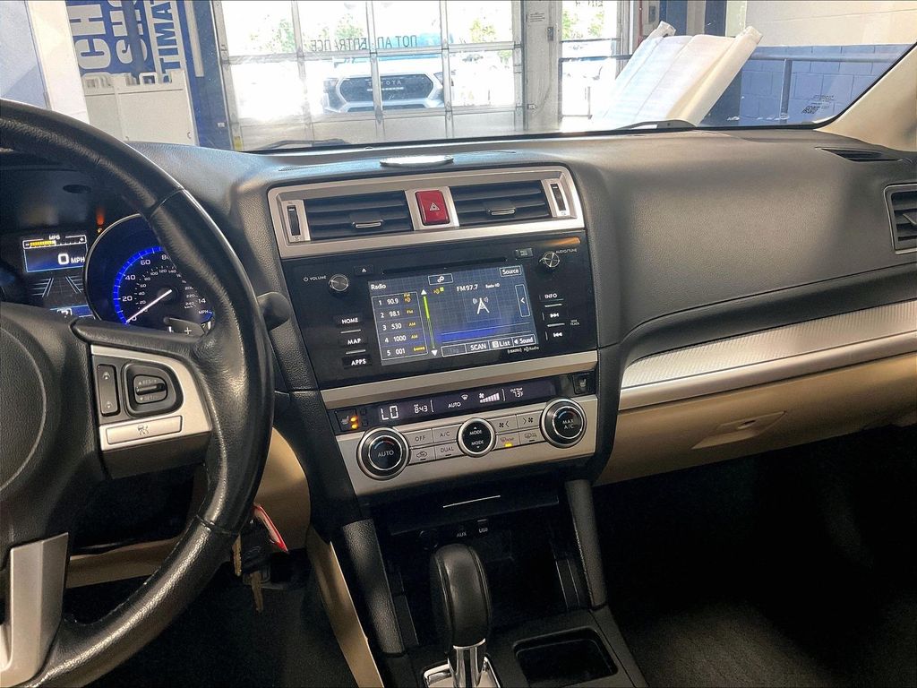 2015 Subaru Outback — photo 18