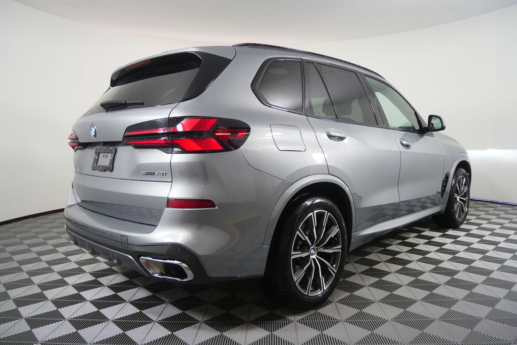 Thumbnail: 2026 BMW X5 - 3