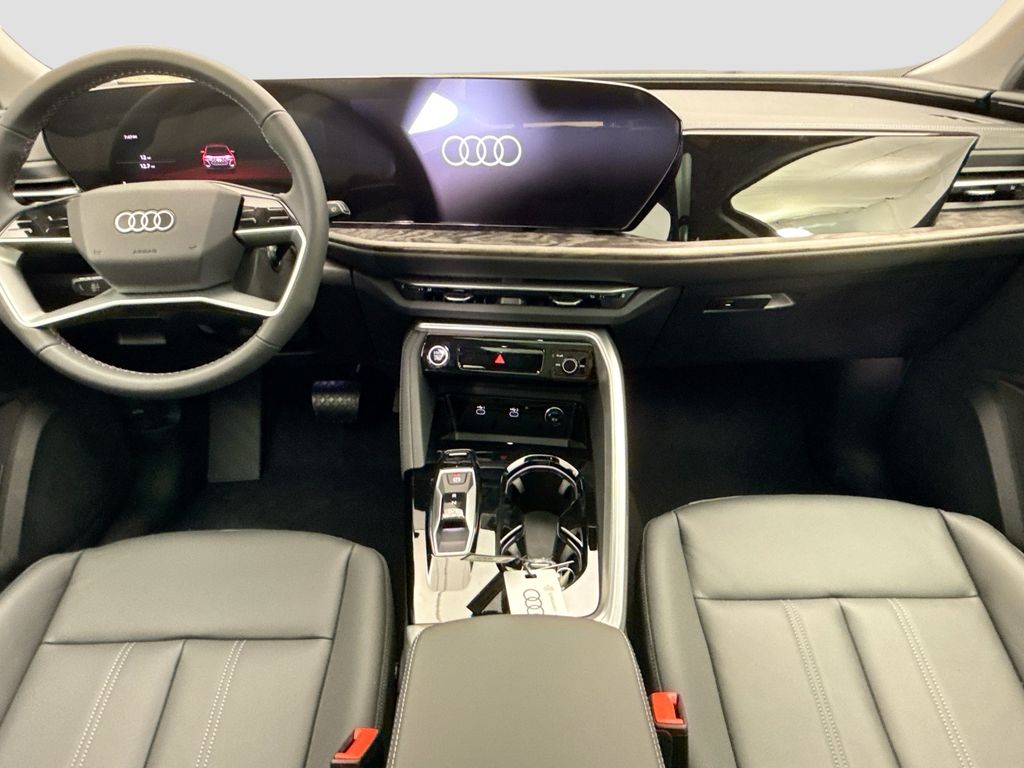 Thumbnail: 2025 Audi Q5 - 13