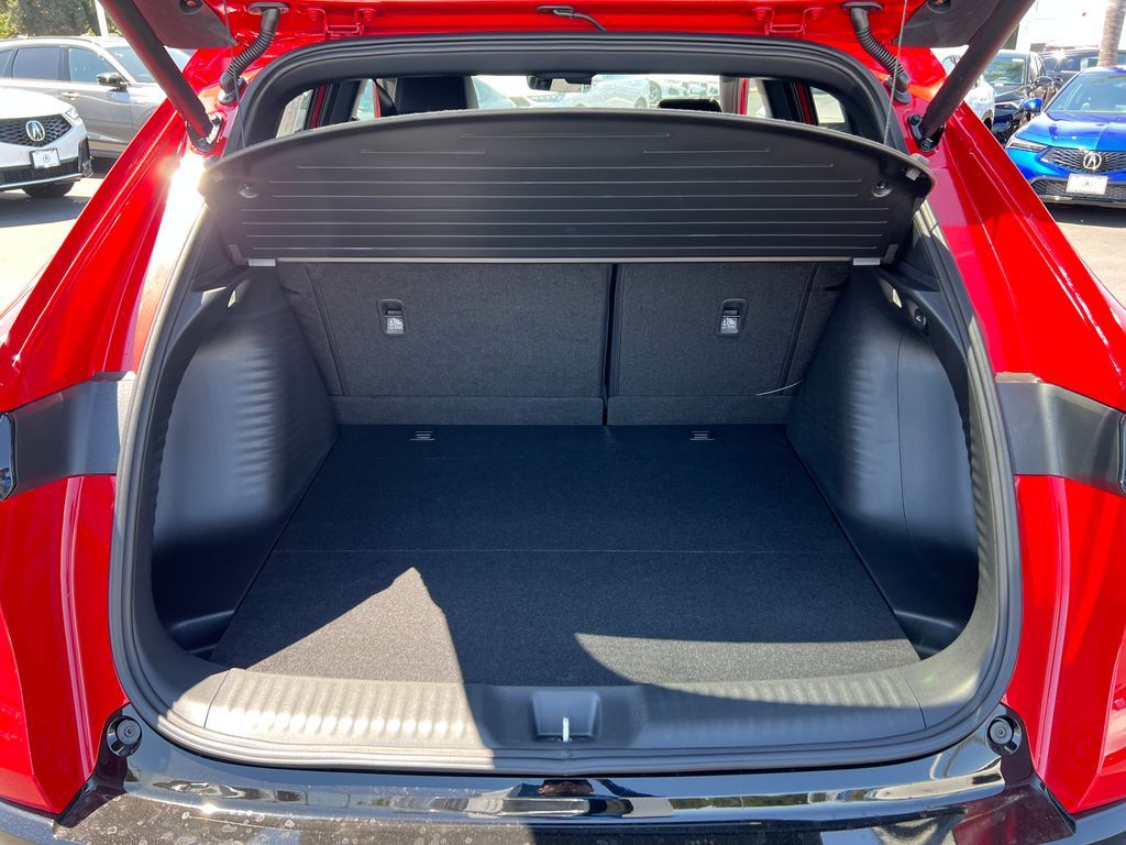 Thumbnail: 2025 Acura ADX - 24