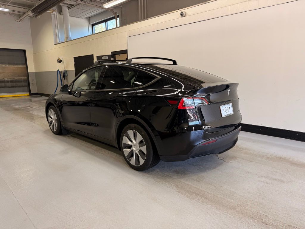 2021 Tesla Model Y Long Range 3