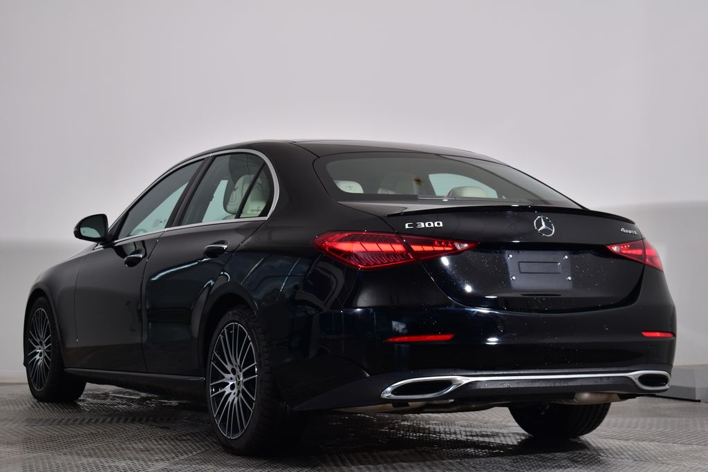 Thumbnail: 2023 Mercedes-Benz C-Class - 3
