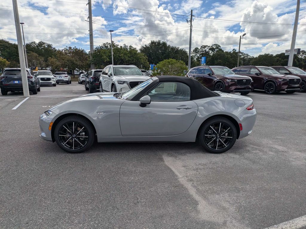 2026 Mazda MX-5 Miata Grand Touring
