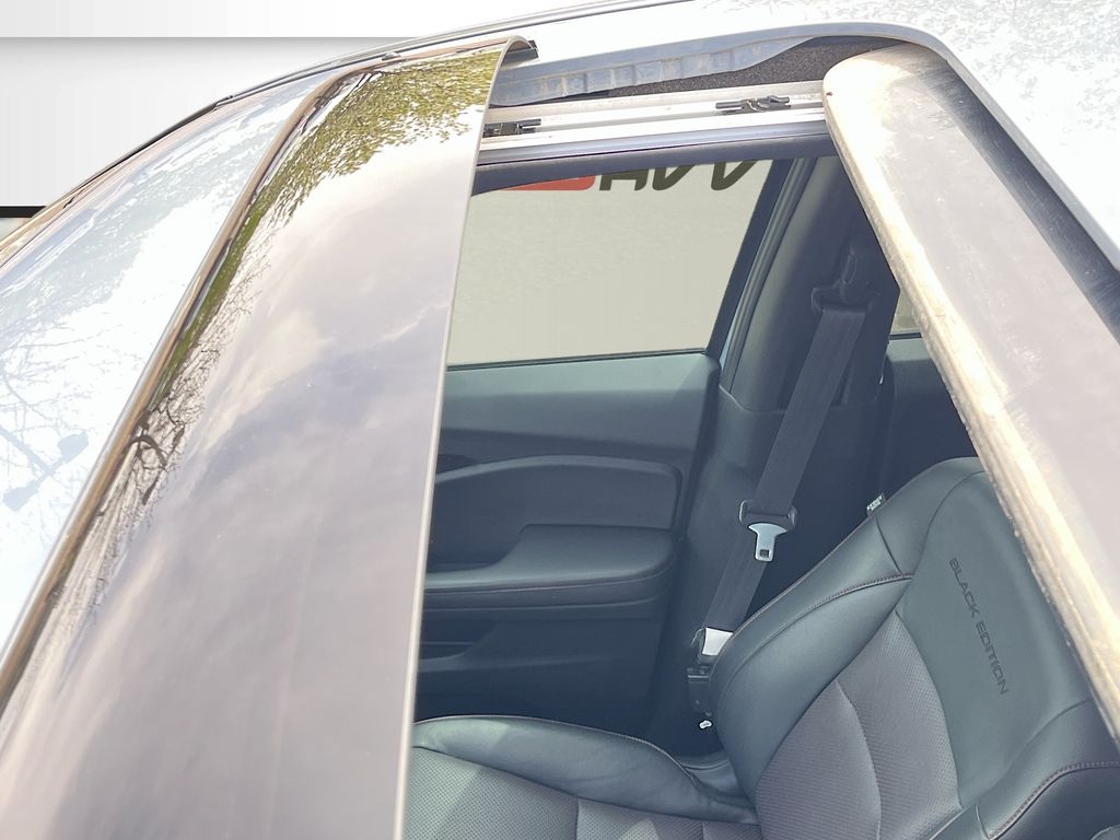 Used 2023 Gray Honda Black Edition image 22