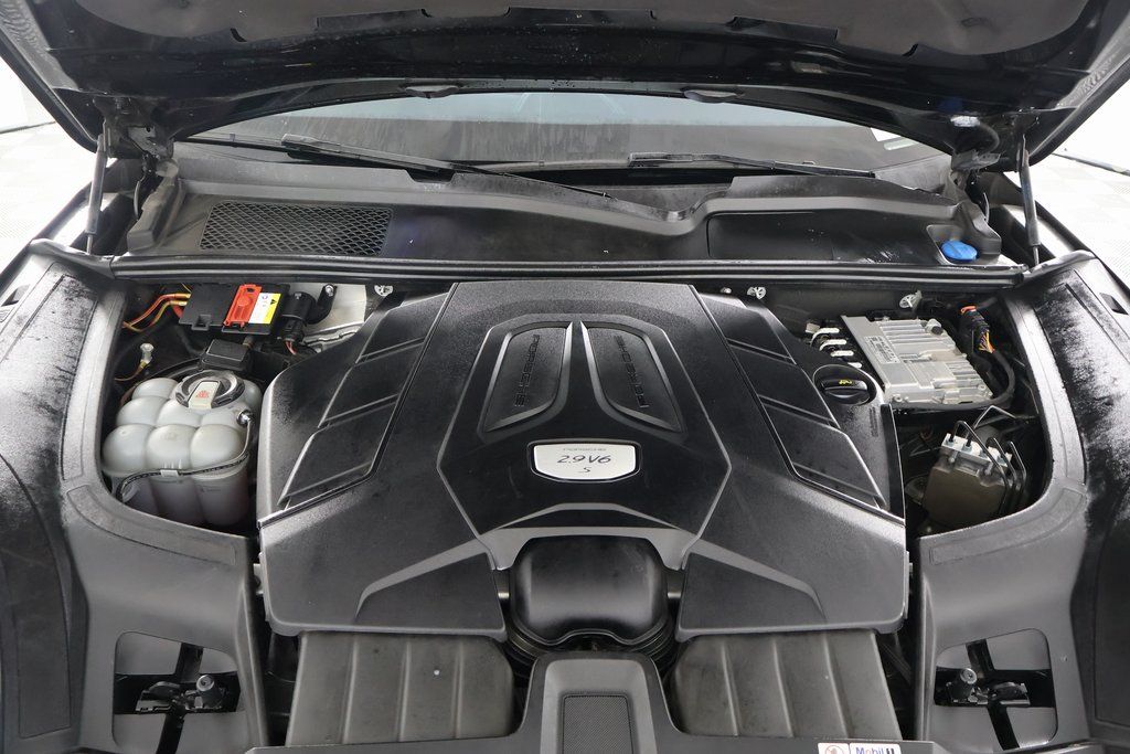 Thumbnail: 2019 Porsche Cayenne - 13