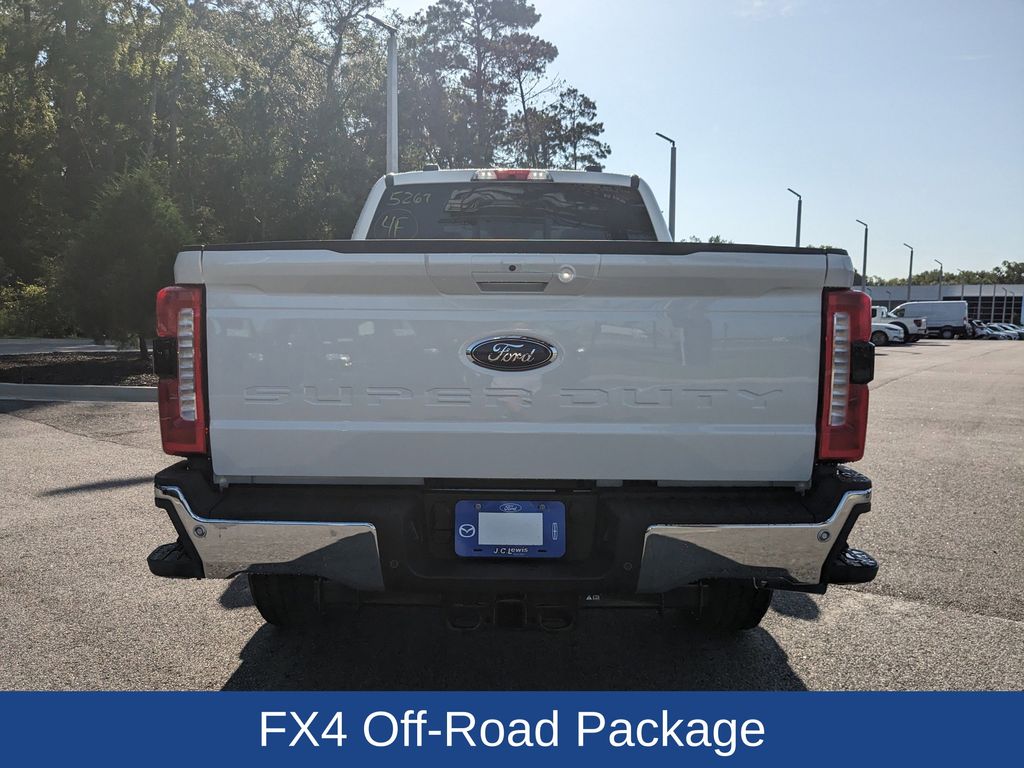 2025 Ford F-250 Super Duty Lariat