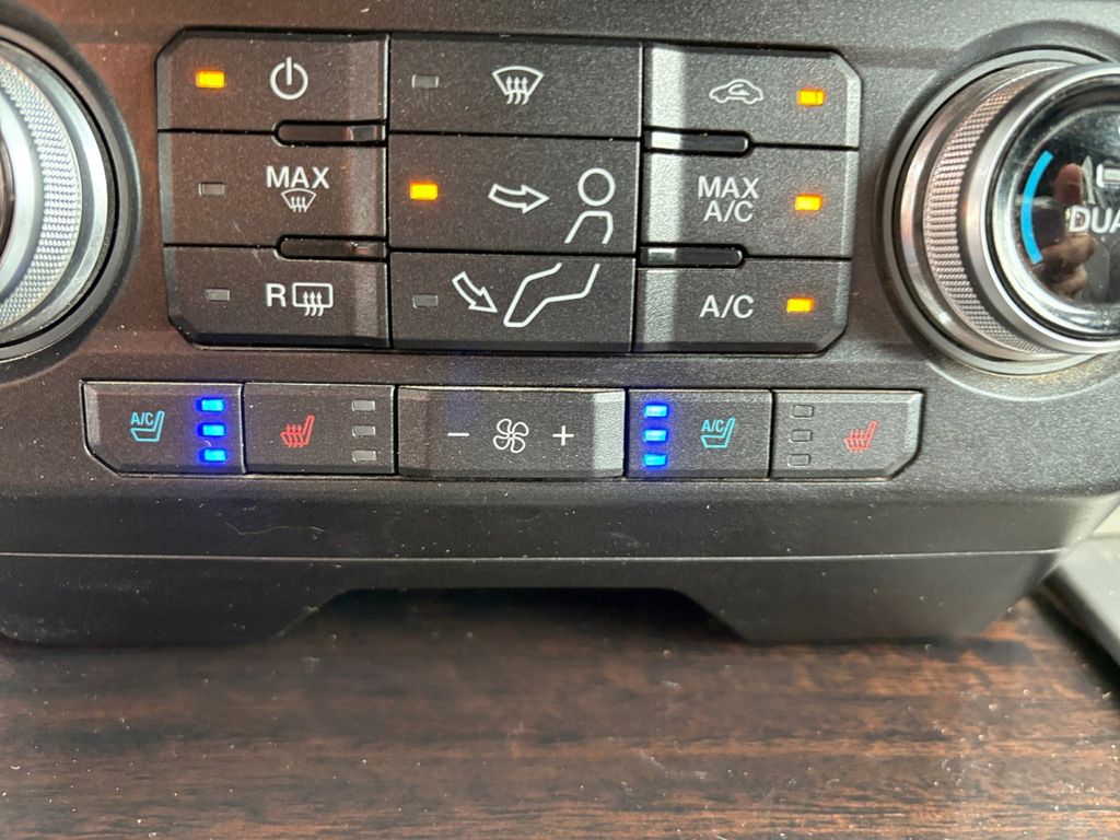 Used Car 2017 Ford F-350sd  Platinum For Sale Under $60,000 In Floresville, Texas