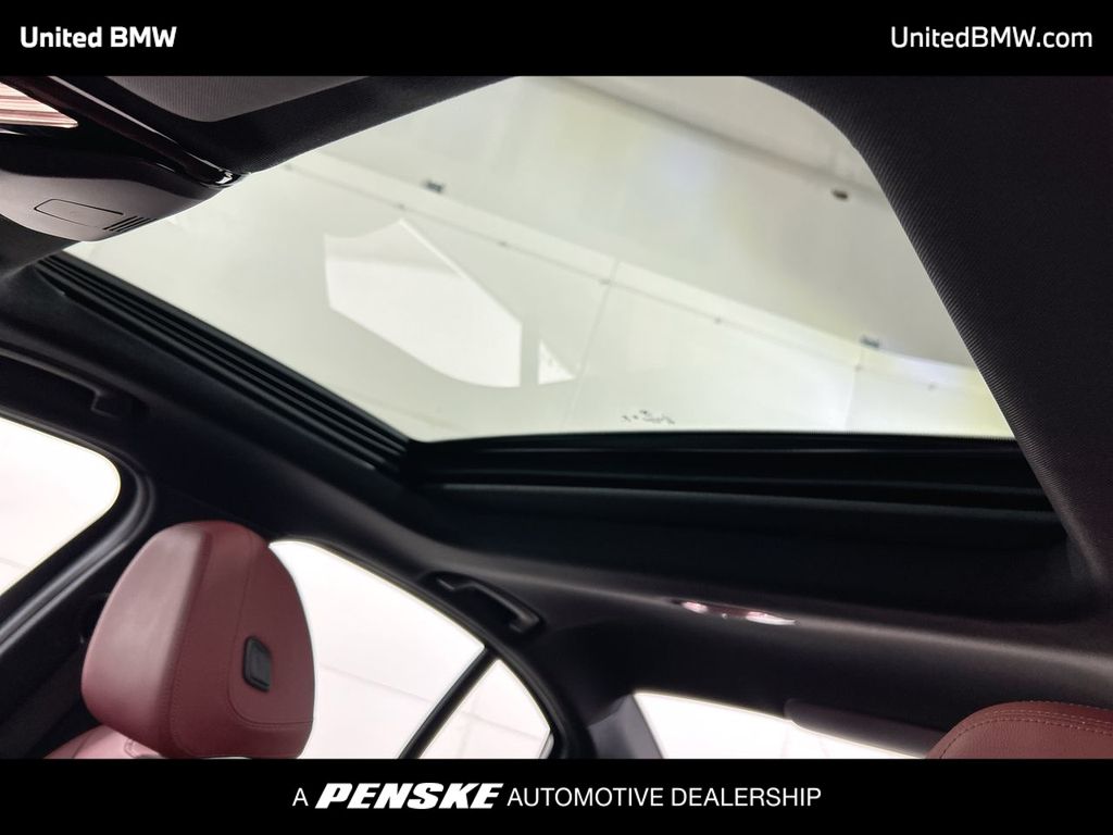 Thumbnail: 2025 BMW 3 Series - 20