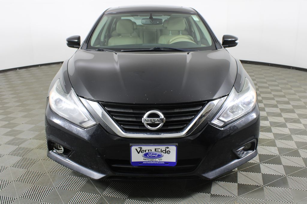 Used 2016 Nissan Altima for sale in 