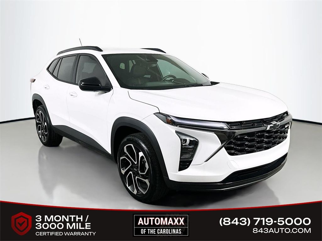 Summit White 2025 Chevrolet Trax SUV / Crossover Front-Wheel Drive 6-Speed Automatic