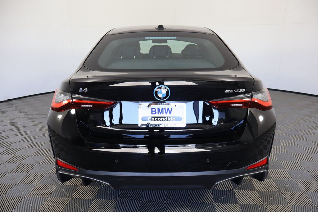 Thumbnail: 2023 BMW i4 - 5