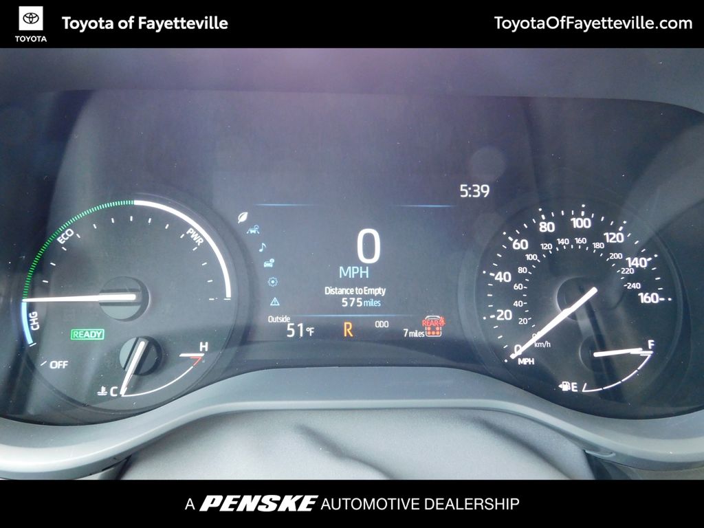 Thumbnail: 2025 Toyota Sienna - 9