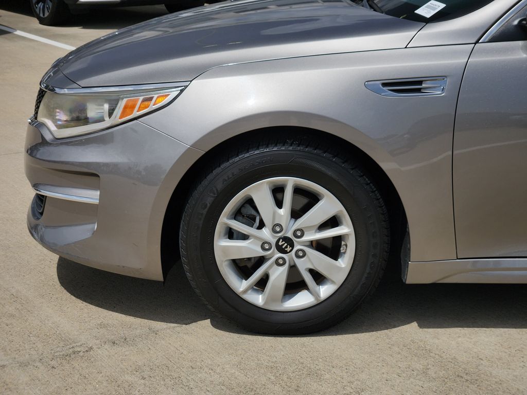 2018 Kia Optima LX Silver at Community Kia