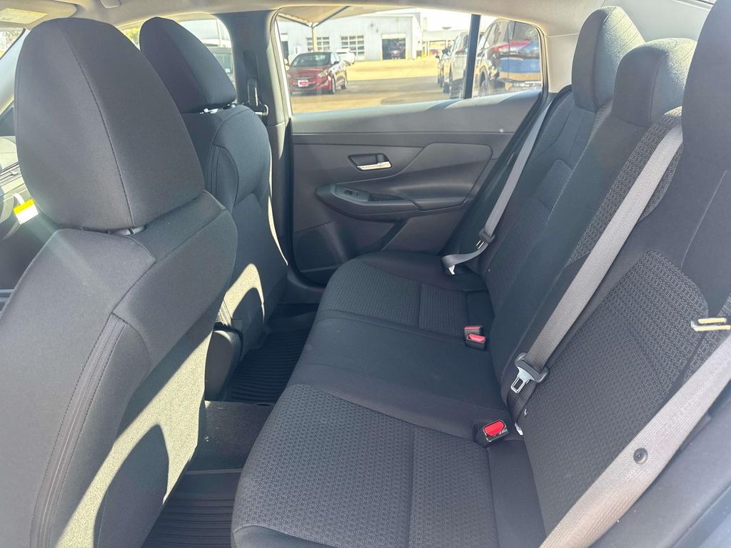 2026 Nissan Sentra - Image 18